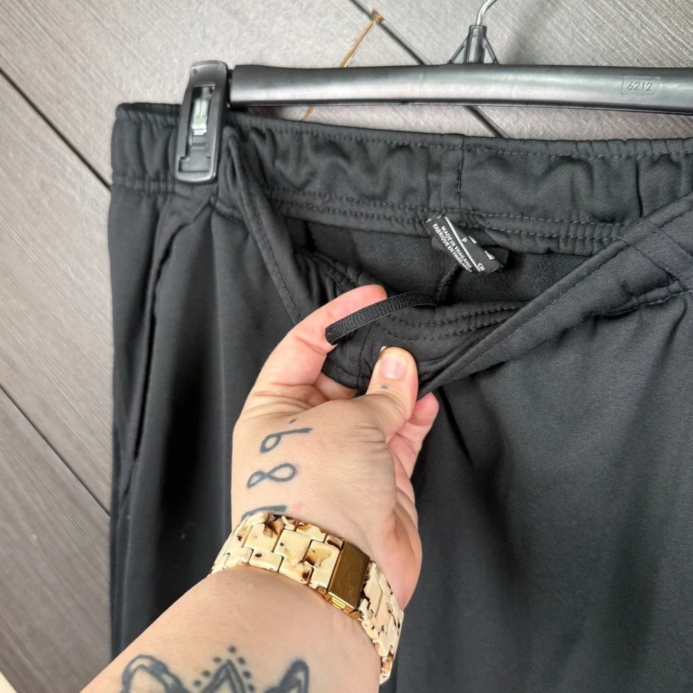 Nike Dri-FIT Standard Fit Men's Small Black Athletic Training Pants Athleisure
